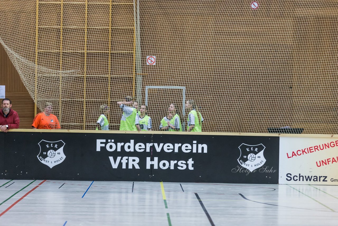 Bild 73 - Volksbank Cup Horst